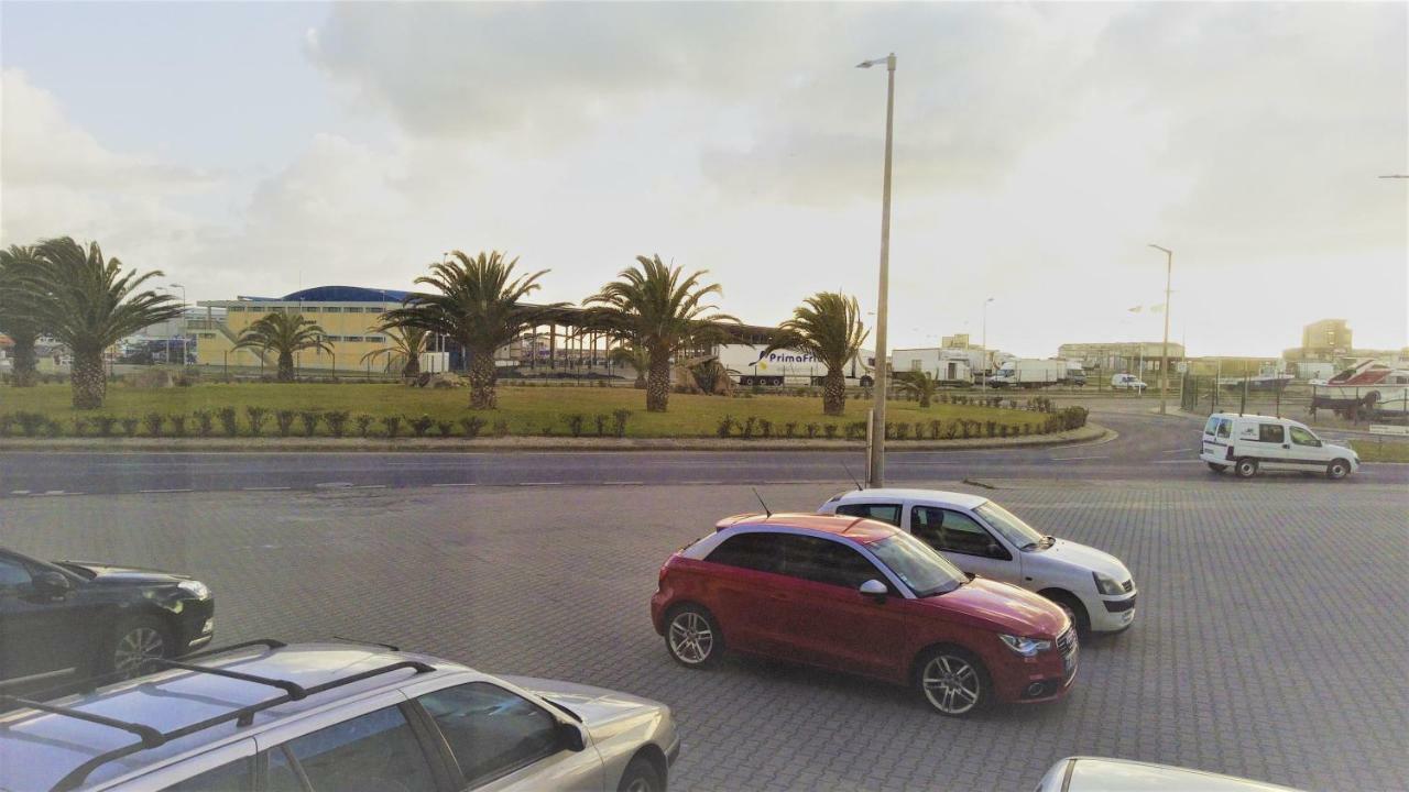 Casa Da Praia De Peniche Apartment ภายนอก รูปภาพ