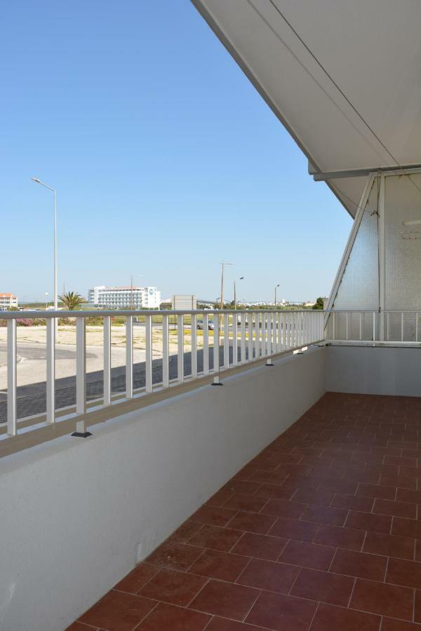 Casa Da Praia De Peniche Apartment ภายนอก รูปภาพ